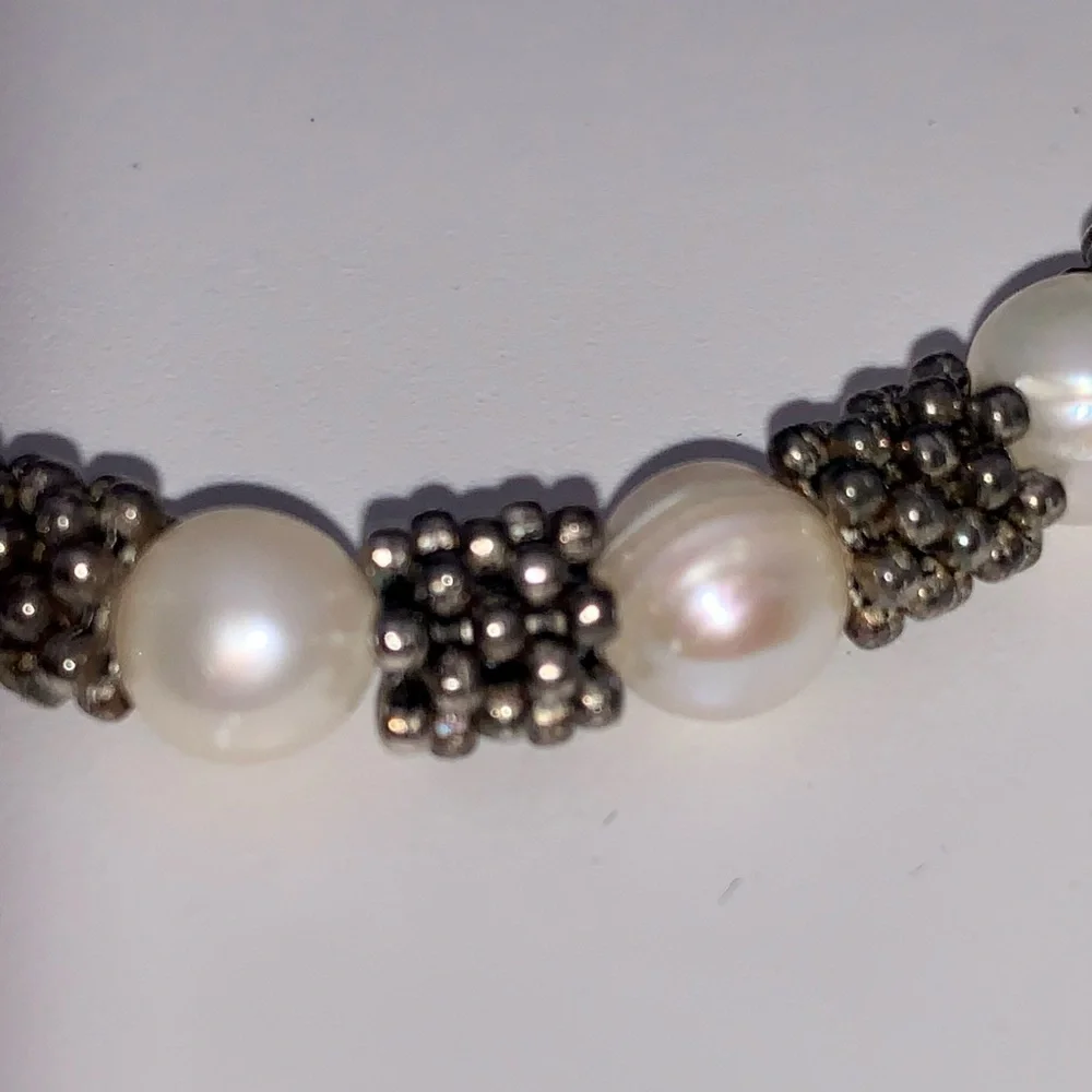 Vintage Real Pearl & Sterling Stretch Bracelet - Picture 6 of 7